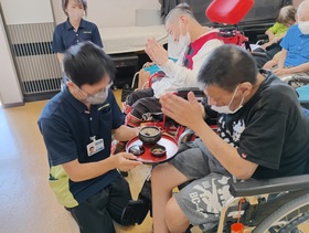 拡大表示